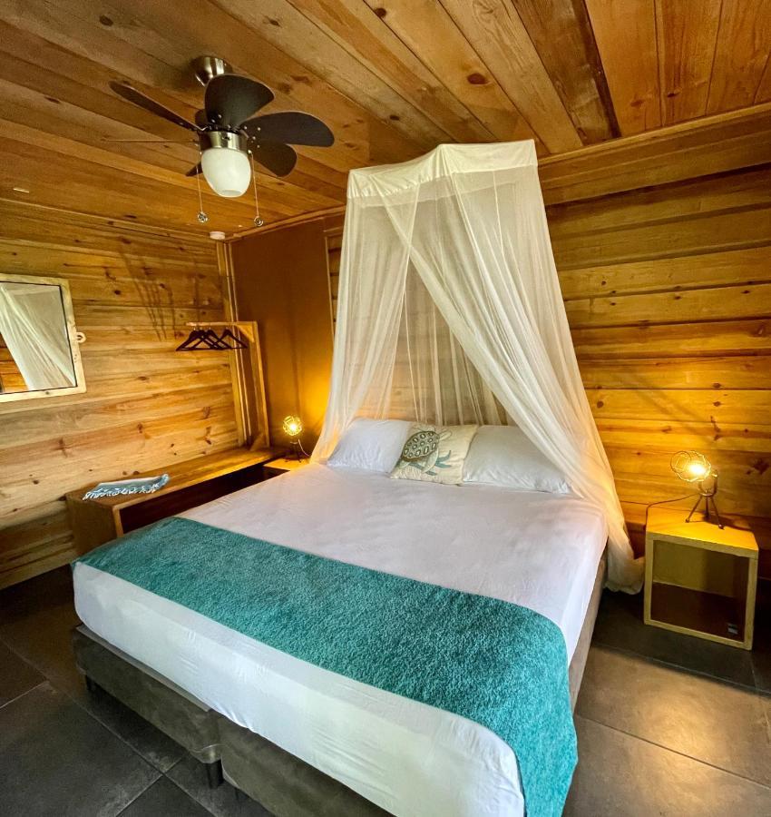 Eden Jungle Lodge Bocas del Toro Zewnętrze zdjęcie